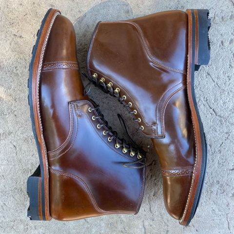 View photo of Viberg Service Boot BCT in Horween Mahogany Shell Cordovan