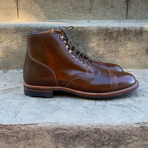 View photo of Viberg Service Boot BCT in Horween Mahogany Shell Cordovan