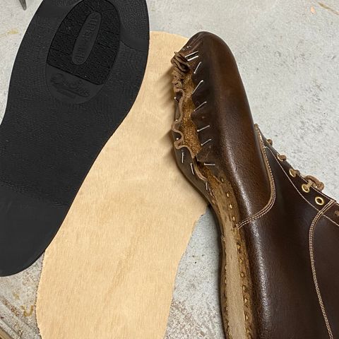Search result thumbnail of Østmo Type I in Horween Brown Waxed Flesh