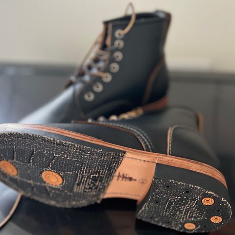 Santalum x PTC The Klondike Service Boot in S.B. Foot Black Klondike