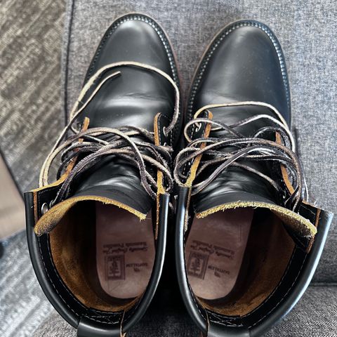 Santalum x PTC The Klondike Service Boot in S.B. Foot Black Klondike