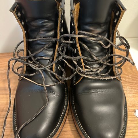 View photo of Santalum x PTC The Klondike Service Boot in S.B. Foot Black Klondike