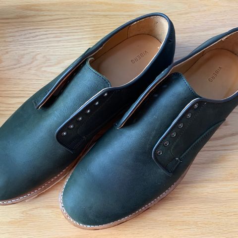 Viberg Derby Shoe in C.F. Stead Military Green Waxed Kudu