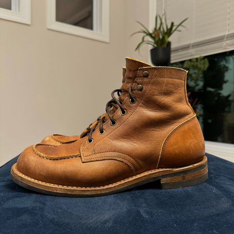 Truman Moc Toe in British Tan Grizzly