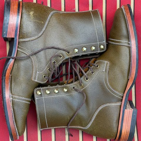 Imperium Radical in Horween Olive Waxed Flesh