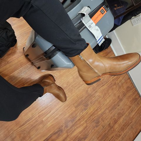 Benzein The Stride Side Zip Boots in Maryam Toscanello Horsebutt