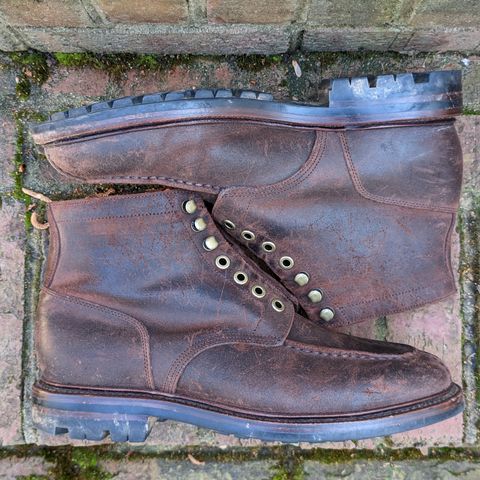Grant Stone Ottawa Boot in C.F. Stead Tobacco Waxy Commander Suede