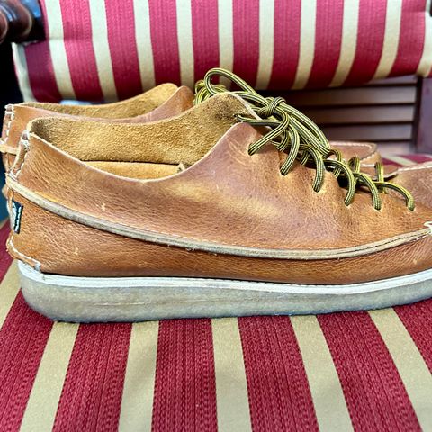 Yogi Footwear Finn 3 in Chestnut Brown