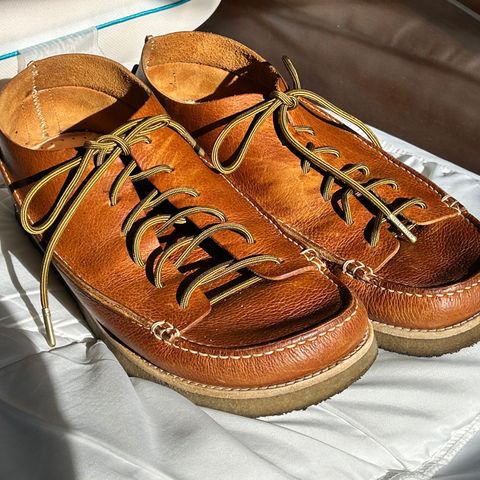 Yogi Footwear Finn 3 in Chestnut Brown