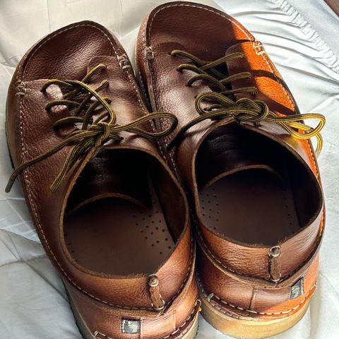 Yogi Footwear Finn 3 in Chestnut Brown