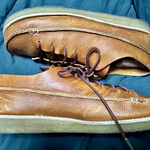 Yogi Footwear Finn 3 in Chestnut Brown