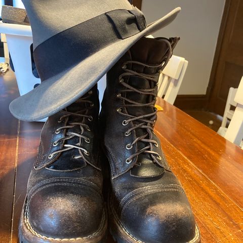 Nicks Urban Logger in Horween Brown Waxed Flesh
