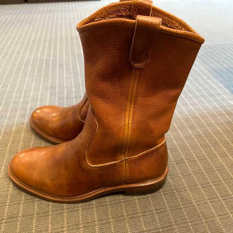 Allen Edmonds Dallas Roper in Horween Cheyenne Brown