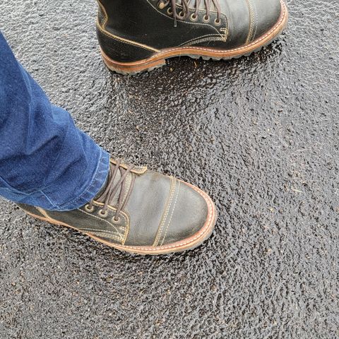 Truman Upland Boot in Horween Black Waxed Flesh