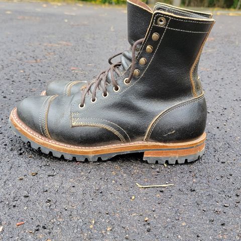 Truman Upland Boot in Horween Black Waxed Flesh
