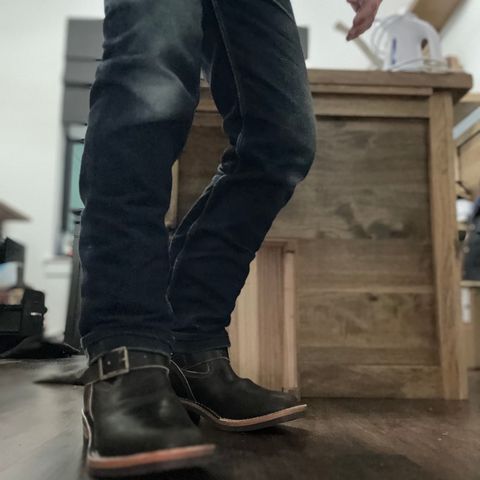 Wesco Boss Engineer Boot in Horween Dark Olive Waxed Flesh