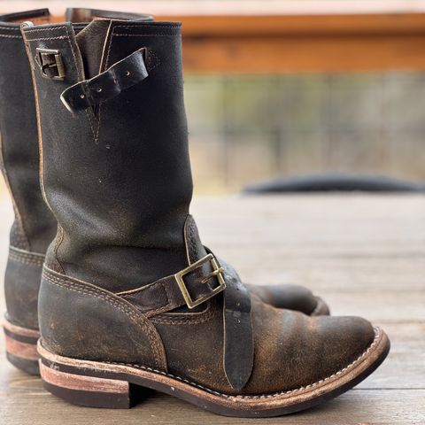 Wesco Boss Engineer Boot in Horween Dark Olive Waxed Flesh