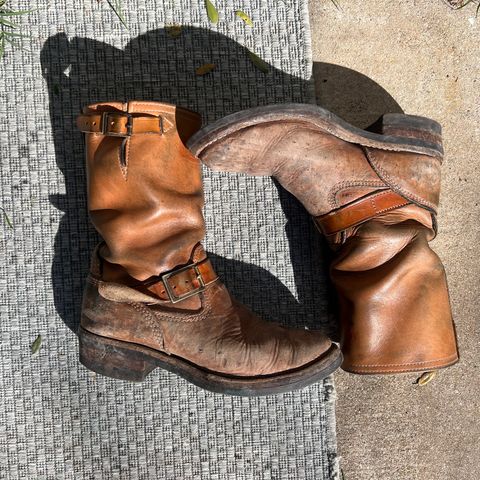 Wesco Boss Engineer Boot in Horween Natural Essex