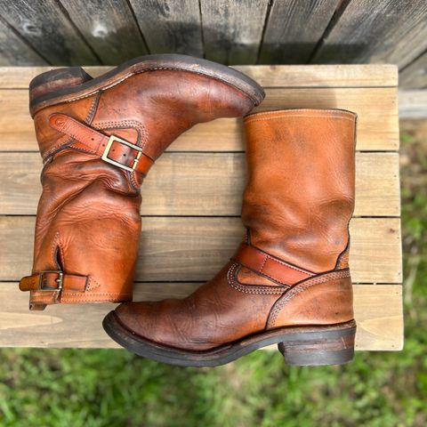 Wesco Boss Engineer Boot in Horween Natural Essex