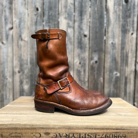 Wesco Boss Engineer Boot in Horween Natural Essex