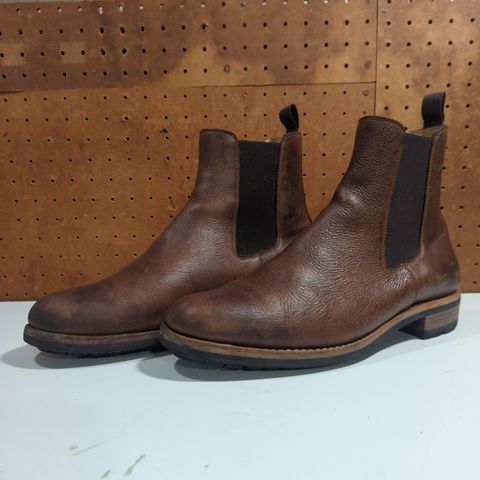 Mark Albert Chelsea Boot in Unlisted Leather