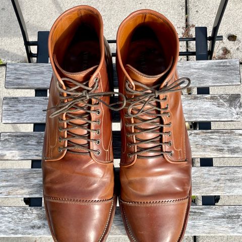 Viberg Service Boot PCT in Horween Natural Shell Cordovan