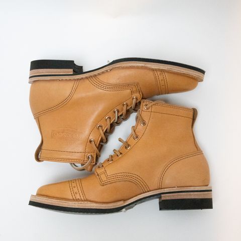 Wesco Hendrik in Horween Natural Essex