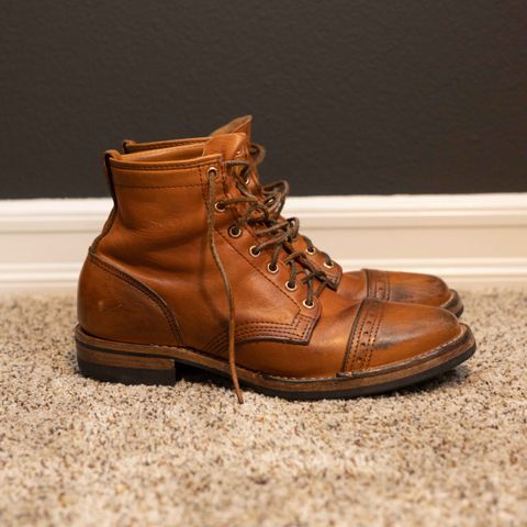 Wesco Hendrik in Horween Natural Essex
