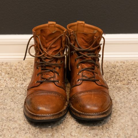 Wesco Hendrik in Horween Natural Essex