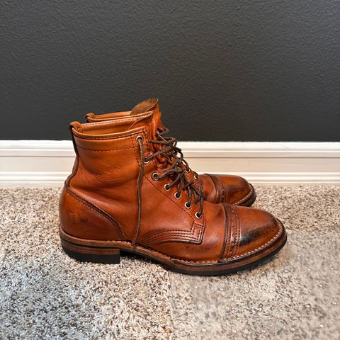 Wesco Hendrik in Horween Natural Essex