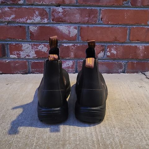 Blundstone 172 in Stout Brown