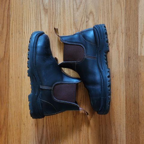 Blundstone 172 in Stout Brown