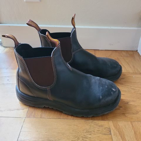 Blundstone 172 in Stout Brown