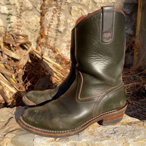 View photo of Wesco Morrison in Horween Olive Chromexcel