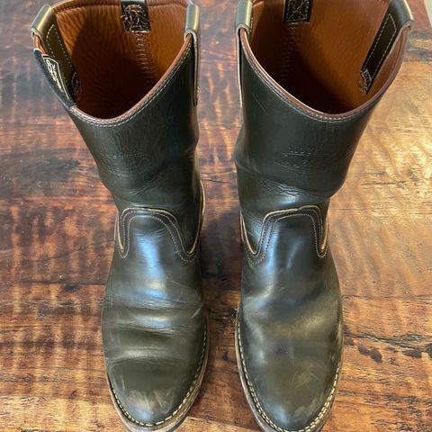 View photo of Wesco Morrison in Horween Olive Chromexcel