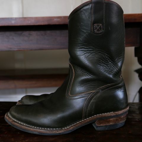 View photo of Wesco Morrison in Horween Olive Chromexcel