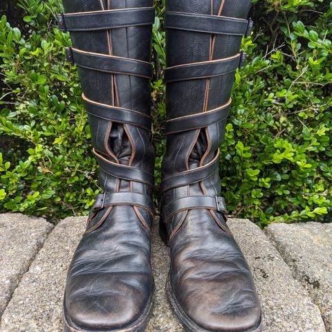 View photo of Benzein The Hanker Tanker Boots in Horween Horsehide Overdyed Black