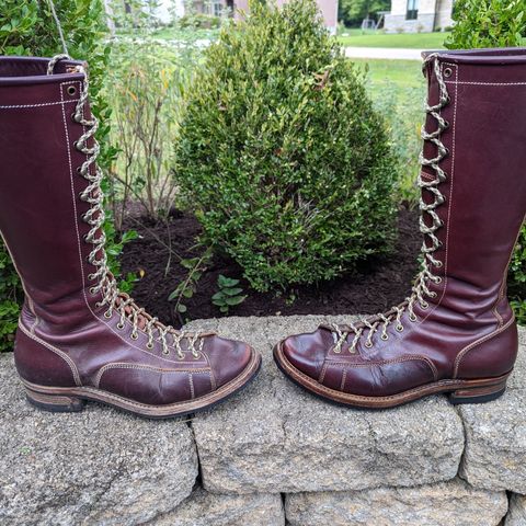 Willie's Handmade Boots Unlisted Model in S.B. Foot Black Cherry Excalibur