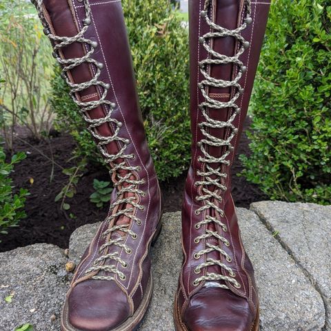 Willie's Handmade Boots Unlisted Model in S.B. Foot Black Cherry Excalibur