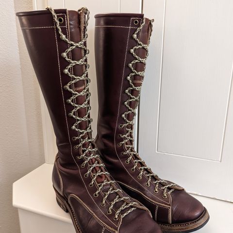 Willie's Handmade Boots Unlisted Model in S.B. Foot Black Cherry Excalibur