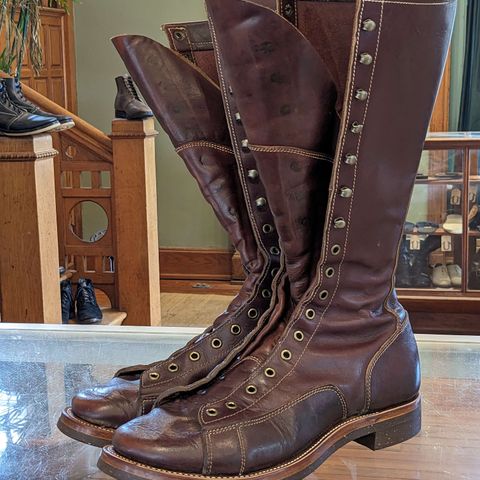 Willie's Handmade Boots Unlisted Model in S.B. Foot Black Cherry Excalibur
