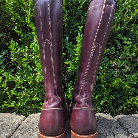 Willie's Handmade Boots Unlisted Model in S.B. Foot Black Cherry Excalibur