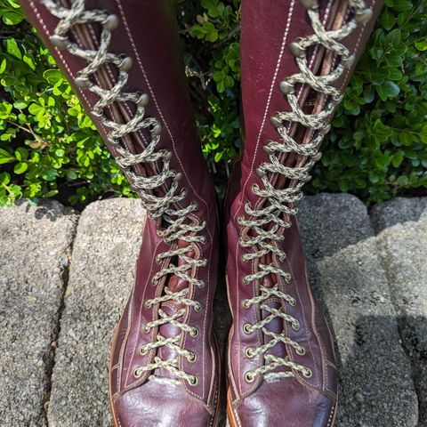 Willie's Handmade Boots Unlisted Model in S.B. Foot Black Cherry Excalibur