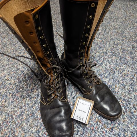 Clinch Hi-Liner in Wickett & Craig Black-Overdyed Latigo