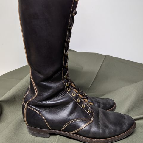 Clinch Hi-Liner in Wickett & Craig Black-Overdyed Latigo