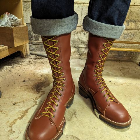 Wesco Highliner in Seidel Redwood Oil Tan