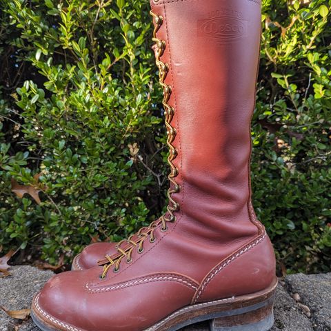 Wesco Highliner in Seidel Redwood Oil Tan