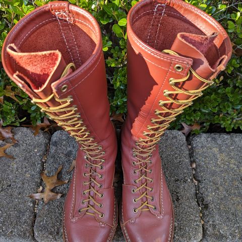 Wesco Highliner in Seidel Redwood Oil Tan