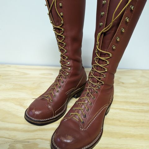 Wesco Highliner in Seidel Redwood Oil Tan