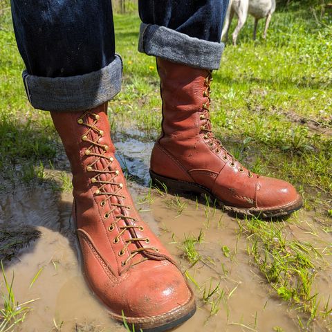 View photo of Wesco Highliner in Seidel Redwood Oil Tan